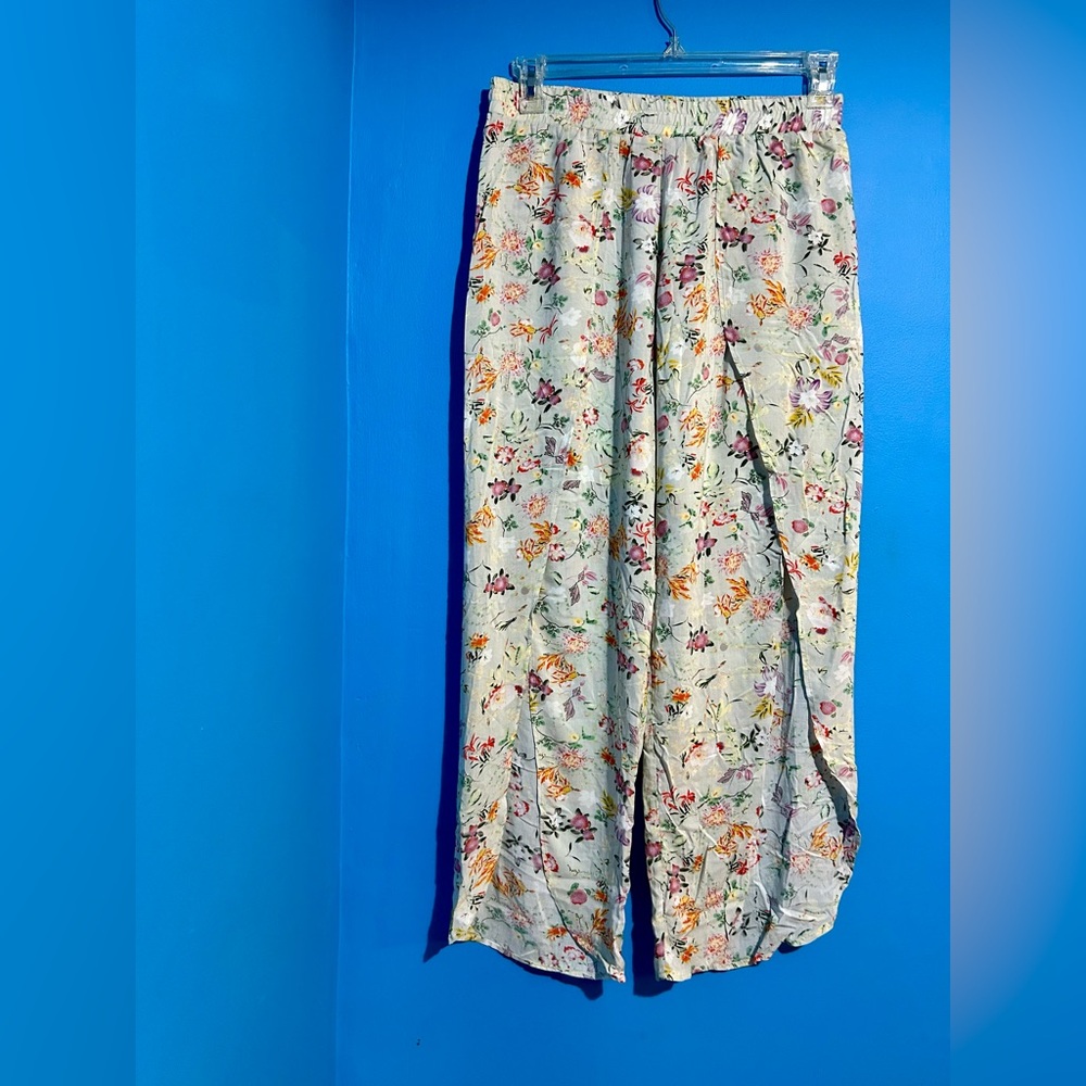 All over Flower print pull on pants by On the Road